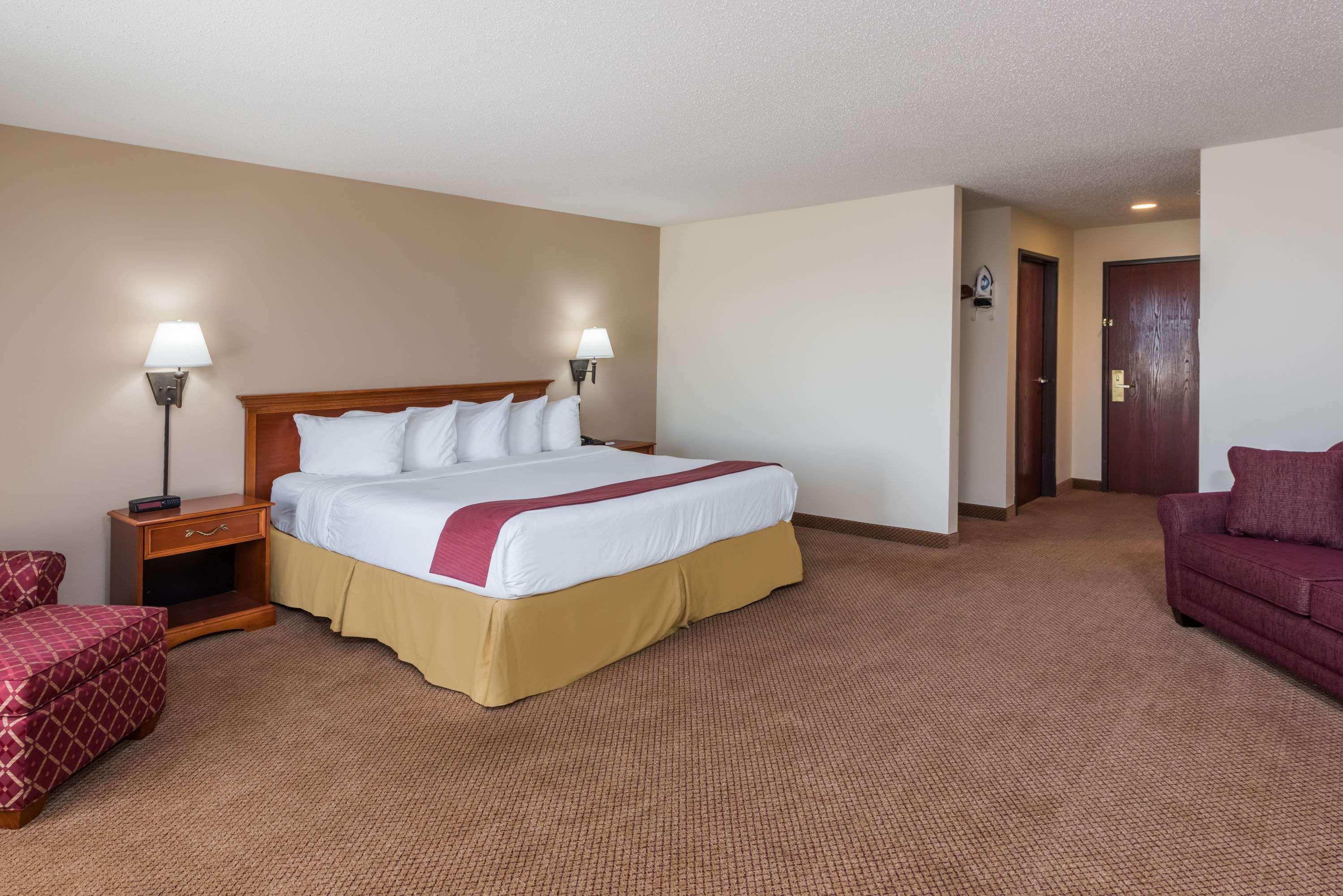 Seasons Inn & Suites Highland Dış mekan fotoğraf
