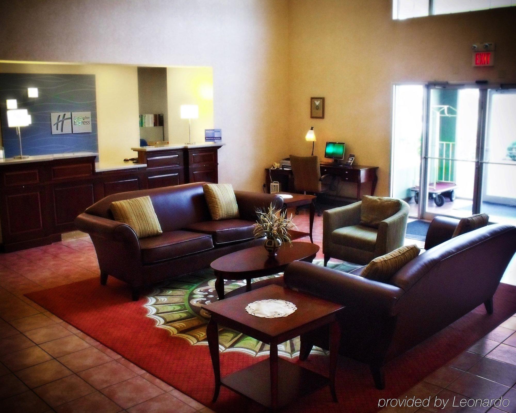 Seasons Inn & Suites Highland İç mekan fotoğraf